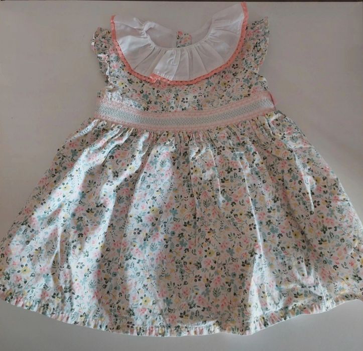 Vestido Menina / Bebé C/ Golinha Bordada - 9 / 12 Meses