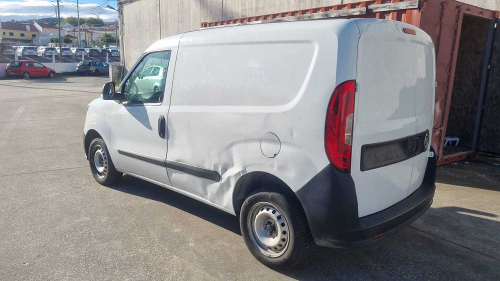 Fiat Doblo 1.3 Multijet 2019 IVA DEDUTÍVEL