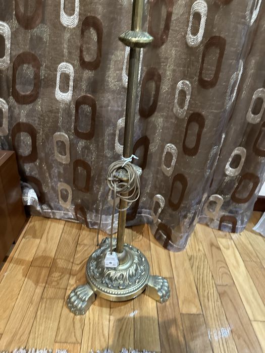 Candeeiro de pé estilo vintage