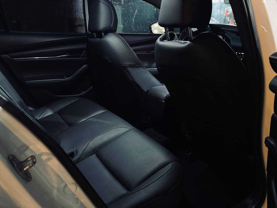 продам Mazda 3 2019