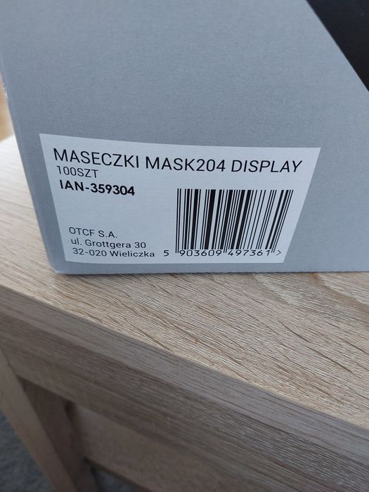 Zestaw 100 maseczek 4F