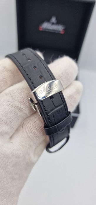 Atlantic Worldmaster Pointer Date Automatic - Swiss Made - 40 mm