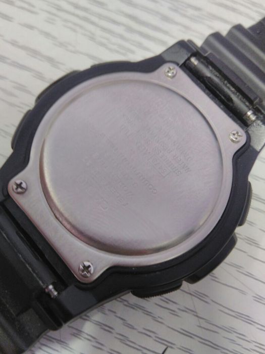 Oryginalny zegarek Casio.