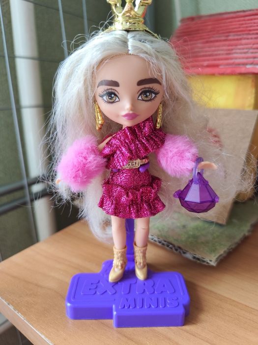 Barbie extra mini