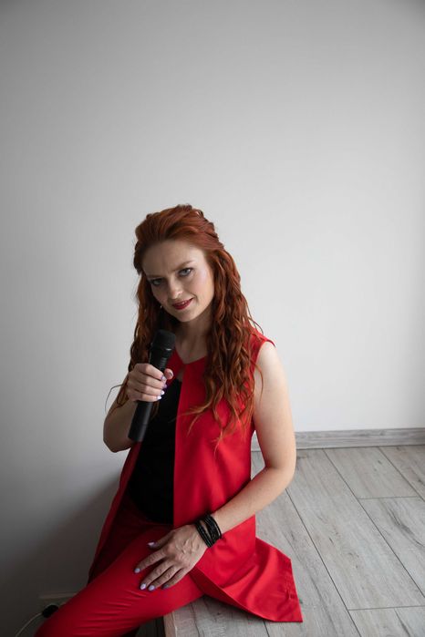 Ведуча (ведущая) і музика на весілля, випускний 4, 9, 11 кл, іменини