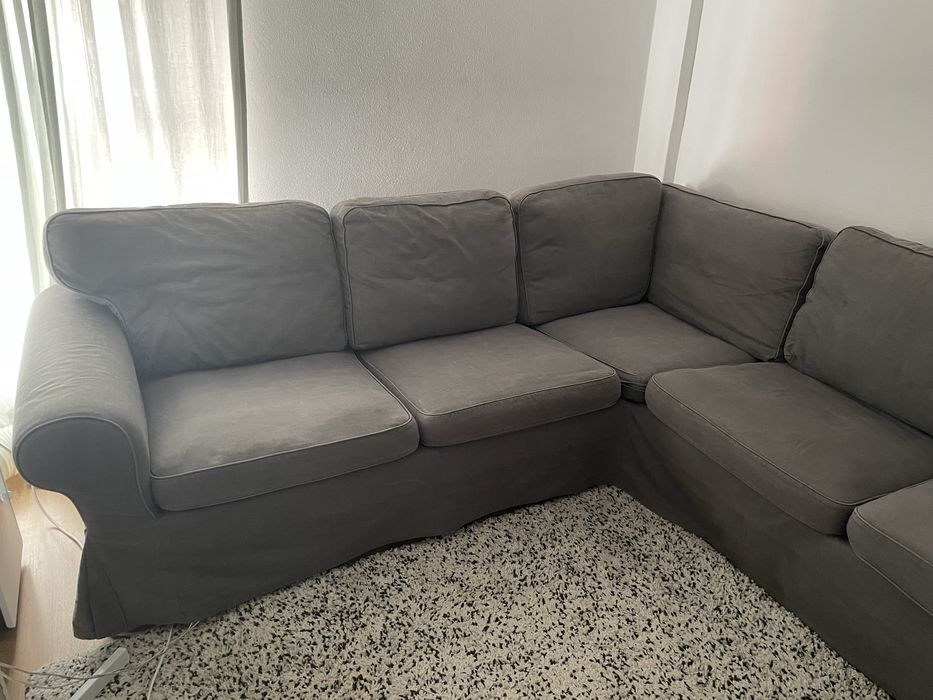 Sofá de canto Ektorp IKEA