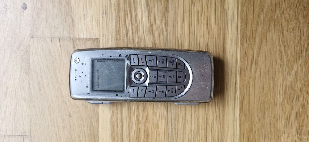 Telefon Nokia 9300