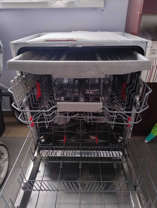 Zmywarka wolnostojąca Whirlpool