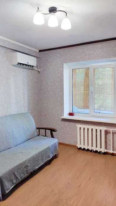 продаж 2 кім.з ремонтом, 4 пов.метро ЛІСОВА