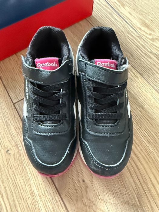 Adidasy dla dziewczynki