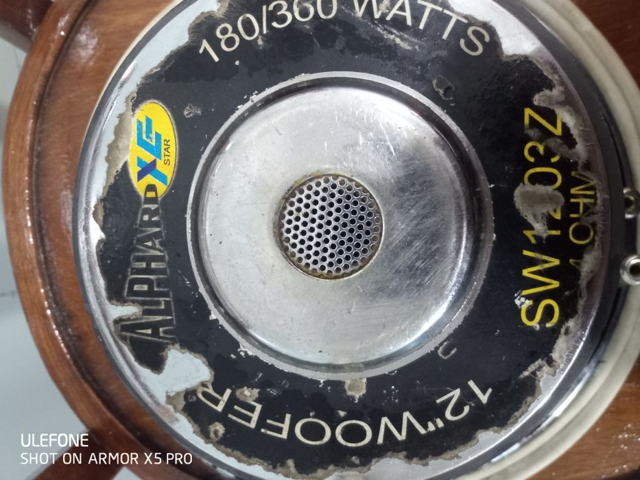 Терміново продам ОБМІН Саббуфер-динамік 180-360w alphard sw1203z