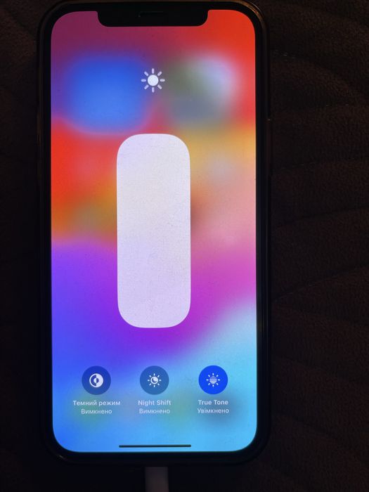 iPhone 12  85% батарея