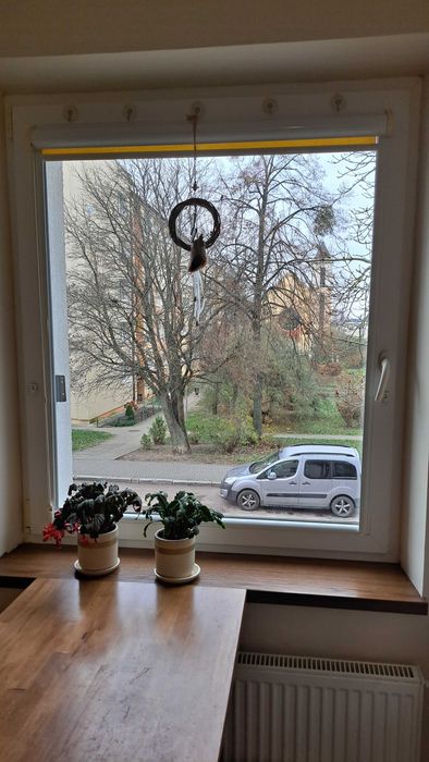 Okno z PCV dwuszybowe +roleta