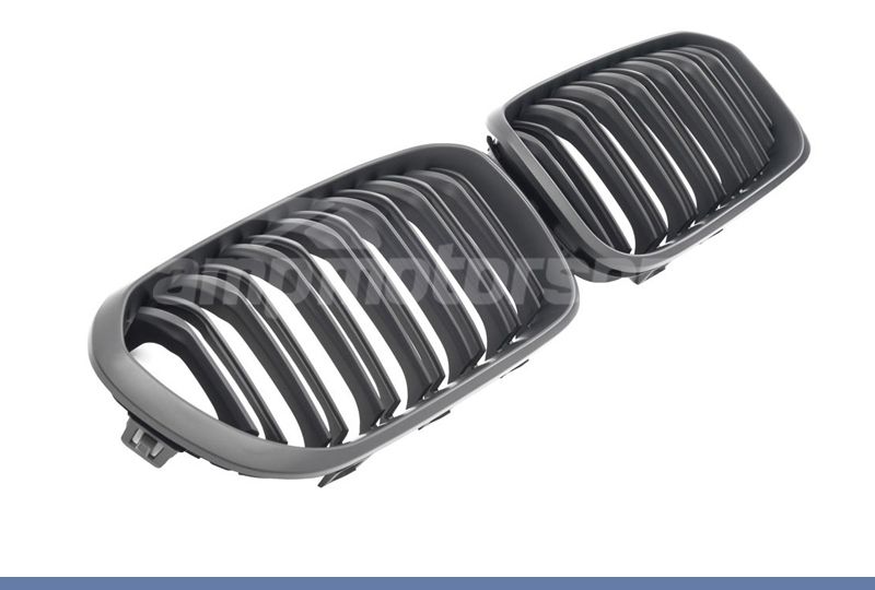 GRELHA DIANTEIRA LOOK M1 PARA BMW SERIE 1 F20 / F21 2015-2018