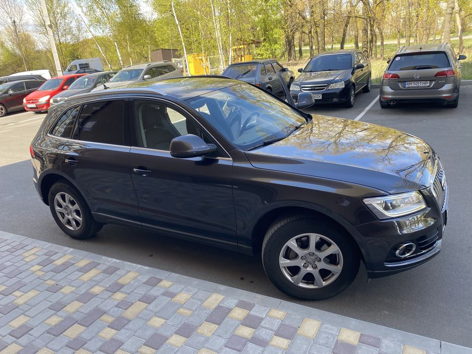 Продам авто Ауди Q5