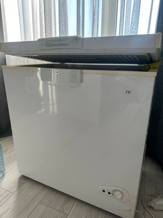 Продам морозильную камеру KUBB KF170CF (170 л)