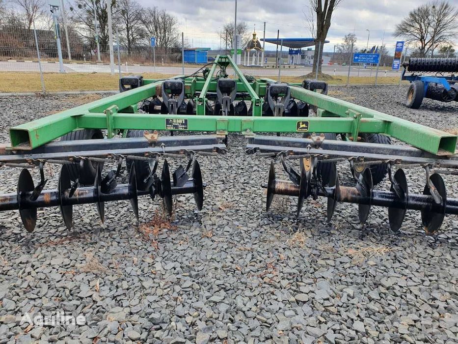Глибокорозпушувач John Deere 510