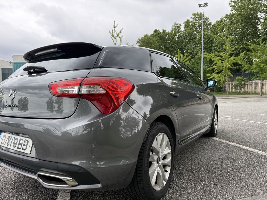 CITROËN DS5 1.6 e-HDi 115 EGS6 SoChic