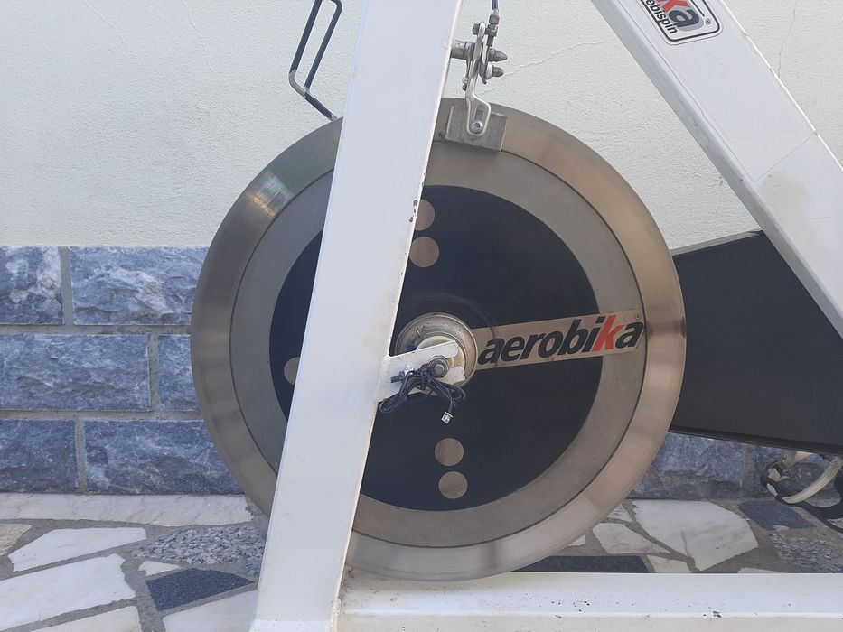 Bicicleta estática spinning Aerobika profissional