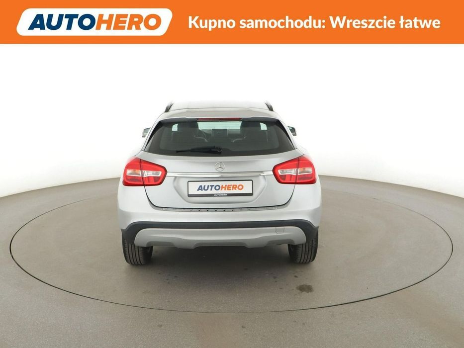 Mercedes-Benz GLA kamera automat navi auto klima tempomat