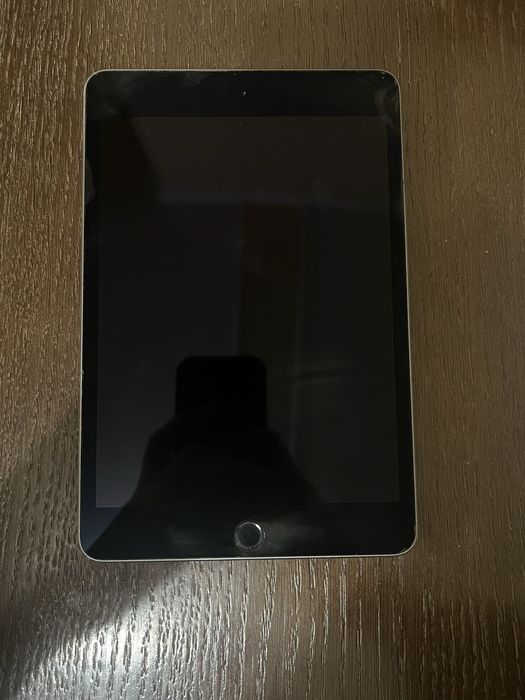 Ipad mini 5 робочий