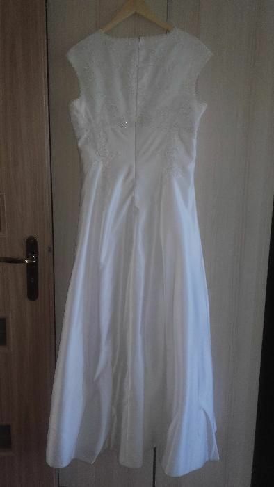 Suknia ślubna + buty gratis