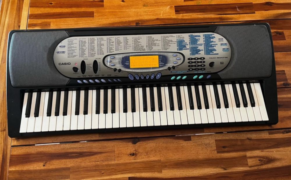 Piano Órgão Casio ctk-571