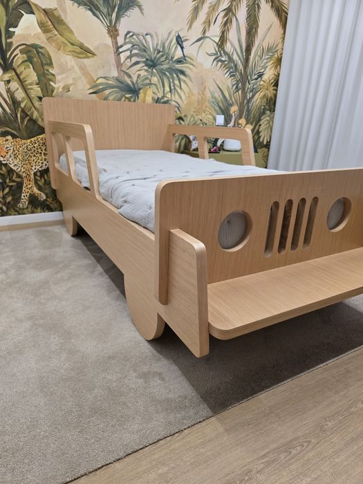 Cama Jipe em Carvalho