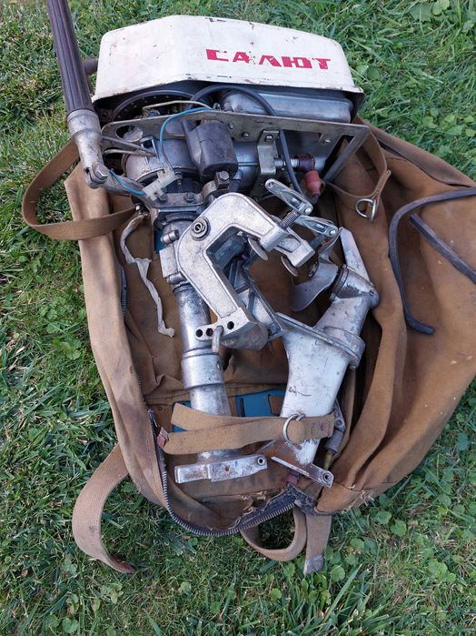 продам підвісний двигун салют