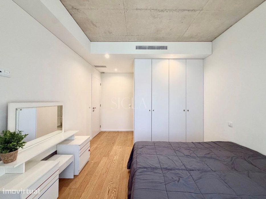 Apartamento T2, com vistas mar, a 50 metros da praia