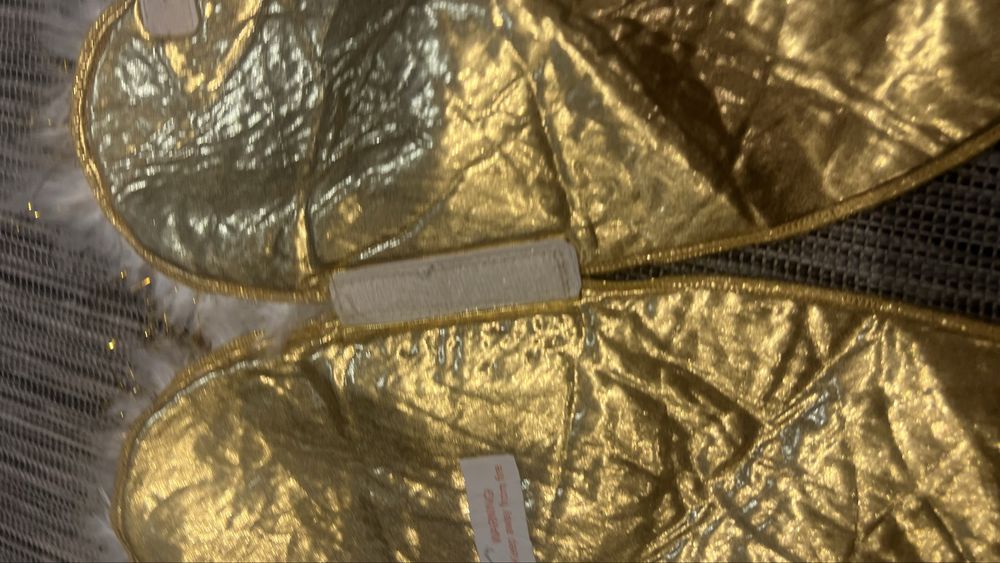 Złote skrzydła dla anioła 40 cm