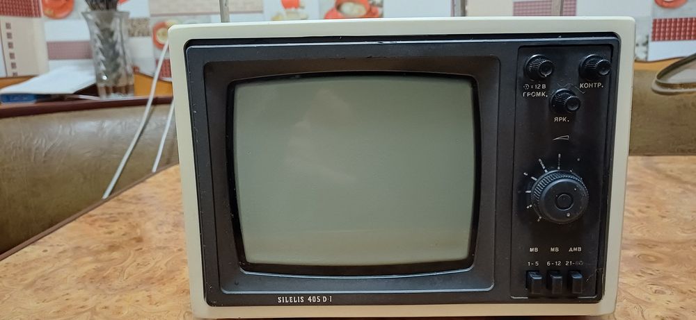 Телевізор Silelis 405 D-1