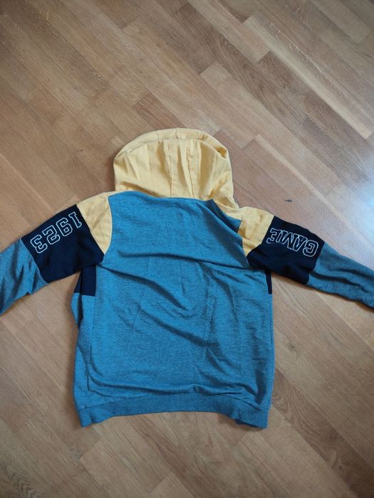 Кофта на блискавці Waikiki для хдлопчика 11-12 років