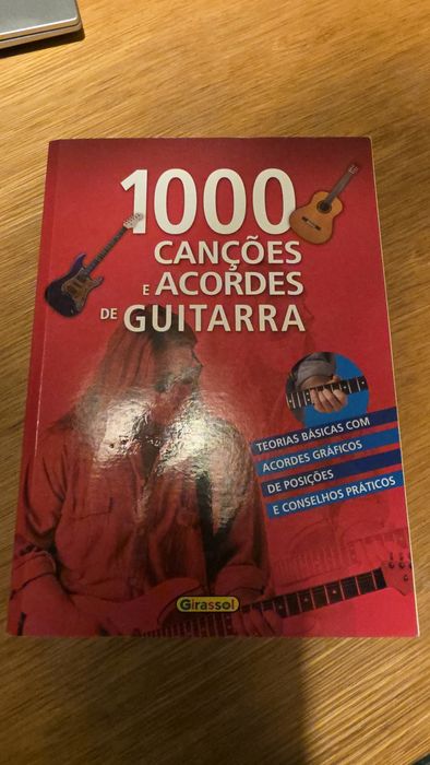 Viola com saco e acessórios