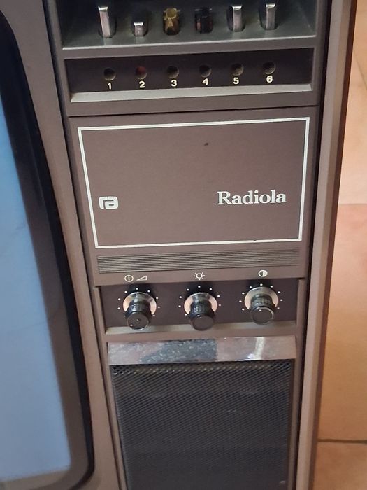 Tv vintage  Radiola
