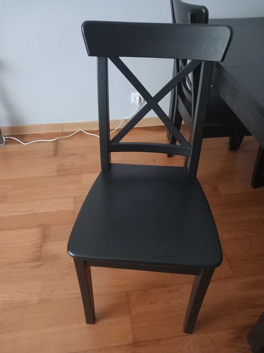 Mesa de sala Extensível + 4 Cadeiras - Excelente Estado