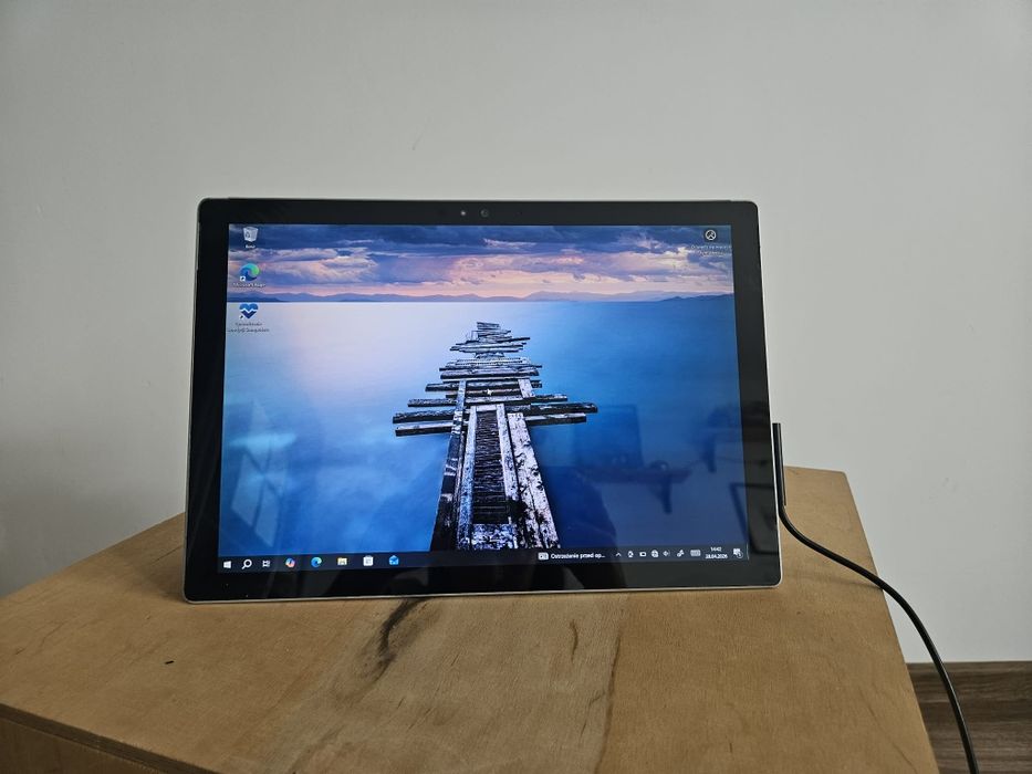 Microsoft Surface PRO 4 i7, 16Gb, 256Gb laptop / tablet sprawny z wadą dotyku