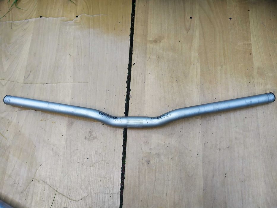Corratec BONE kierownica Aluminiowa 25,4x 580mm Srebrna Polecam