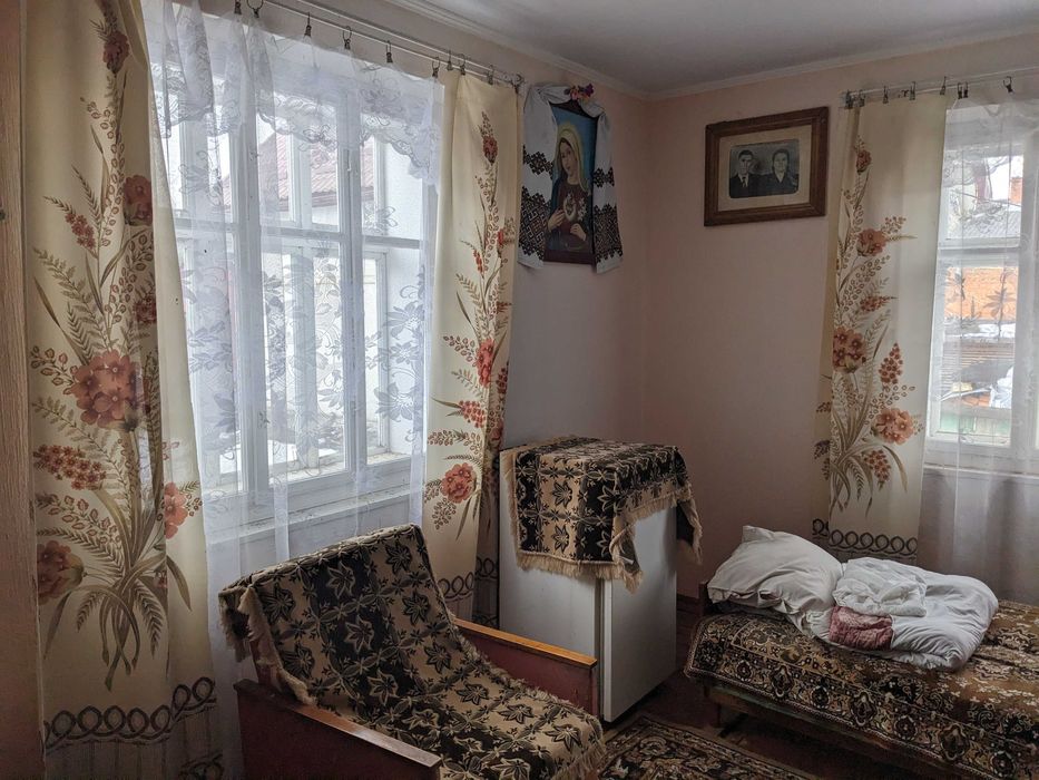 Продається відпочинковий будинок біля р. Дністер у с. Стриганці (2)