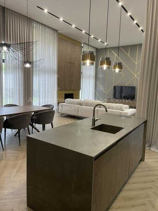 Продаж нового будинку Козин 250м2