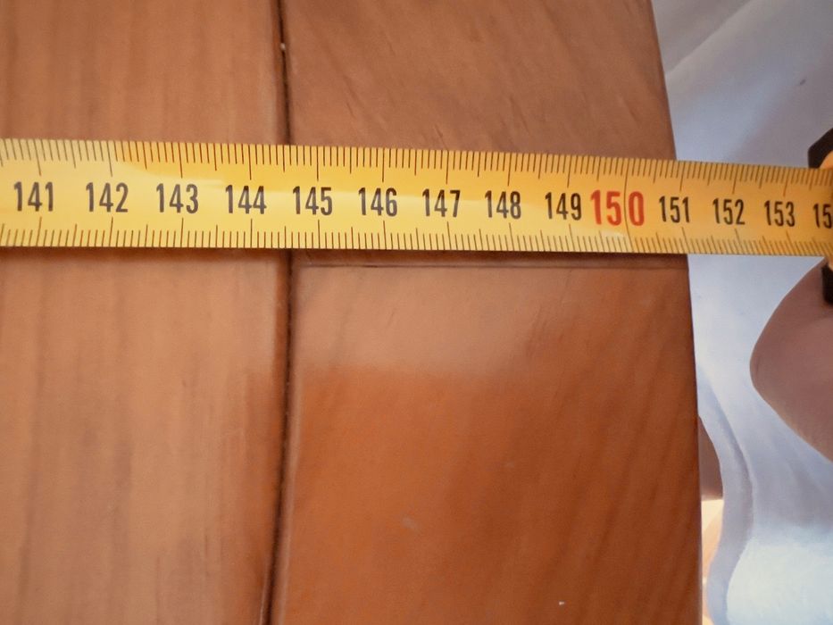 Mesa extensível com 4 cadeiras **Novo Preço**