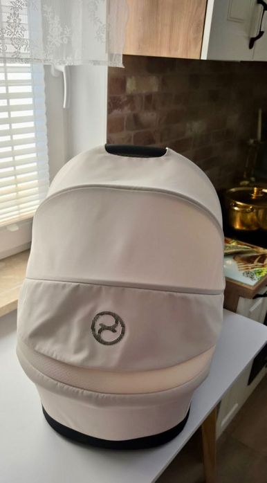 Gondola Cybex Melio White super lekka