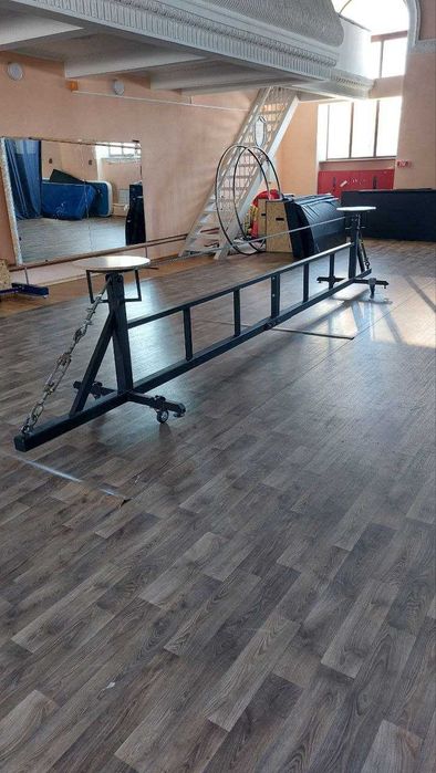 Цирковий реквізит. Канат туго натягнутий 6 м