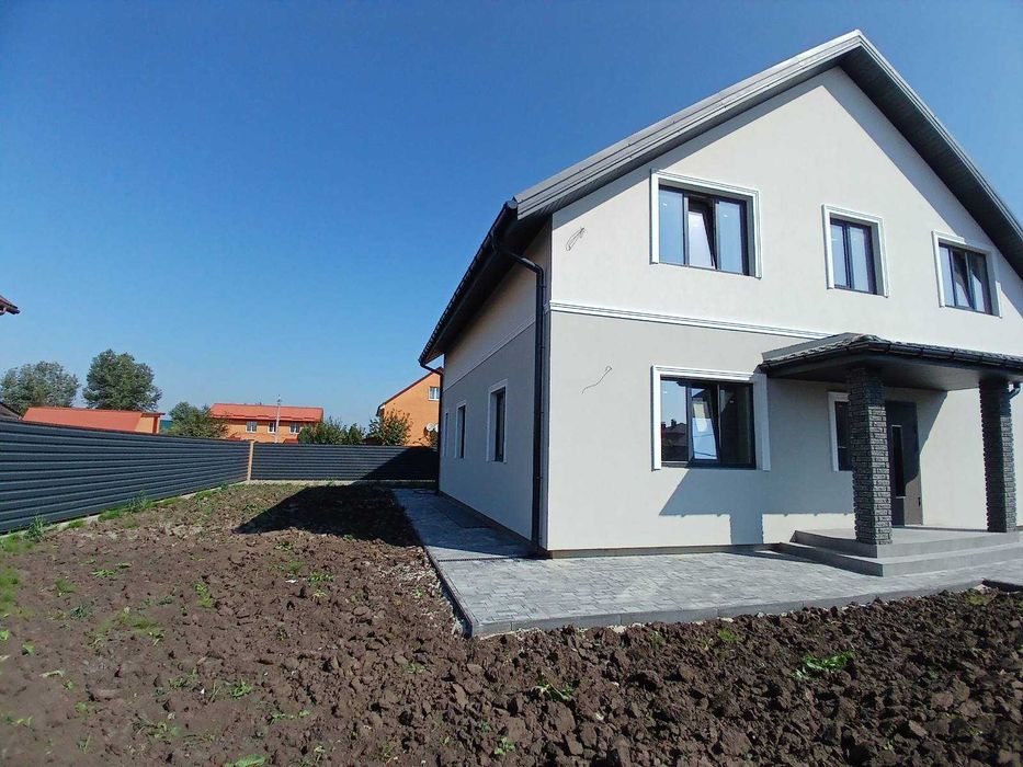 Продаж будинку с. Нове заг.пл. 188м.кв. 5 кімнат 6 соток