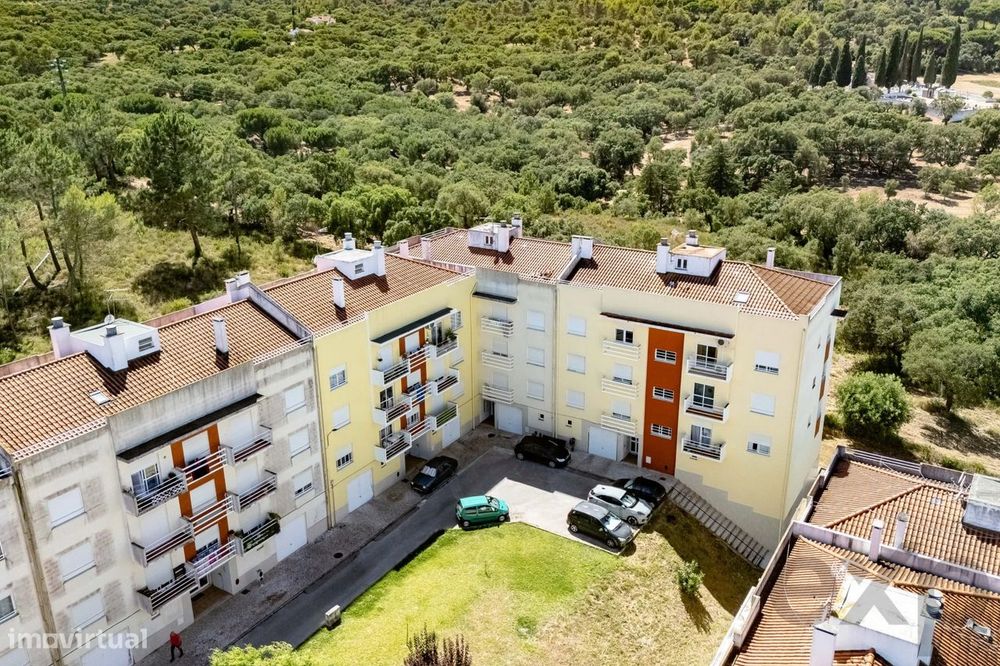 2-Bedroom Apartment with Garage | Ota | Alenquer