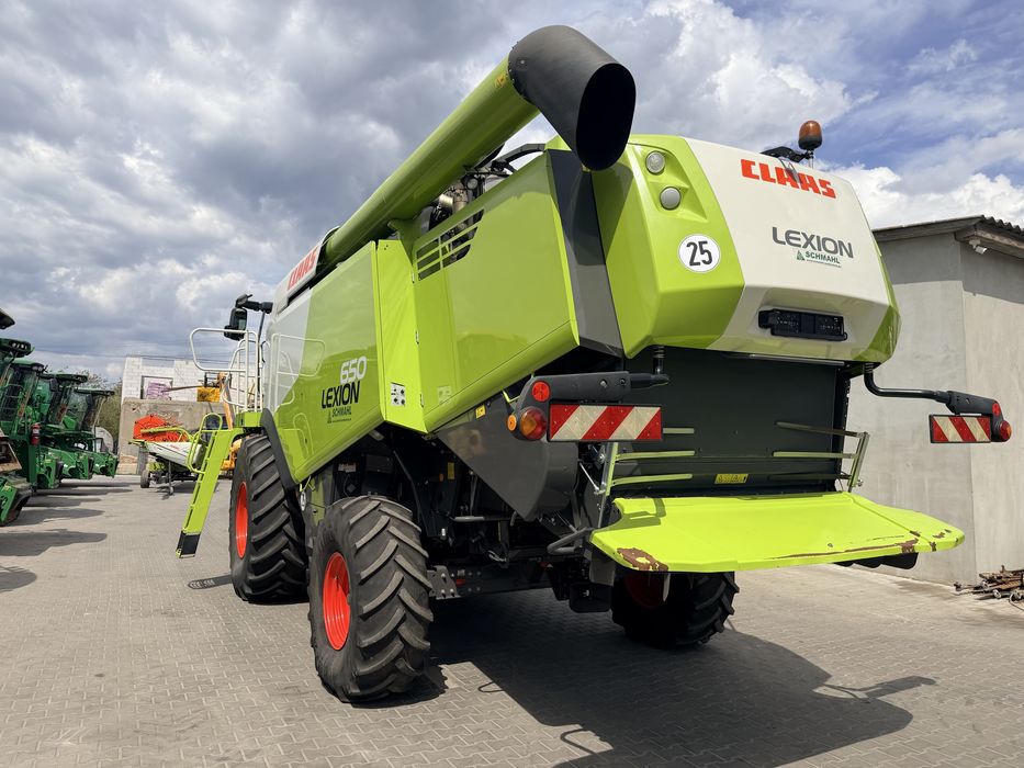 Комбайн Claas lexion 650