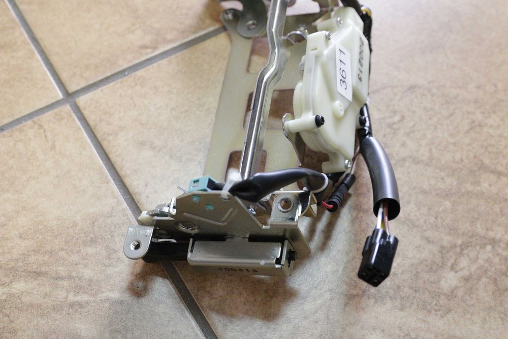 3611 Mechanizm kufra centralnego Honda Goldwing GL 1800 |2018+