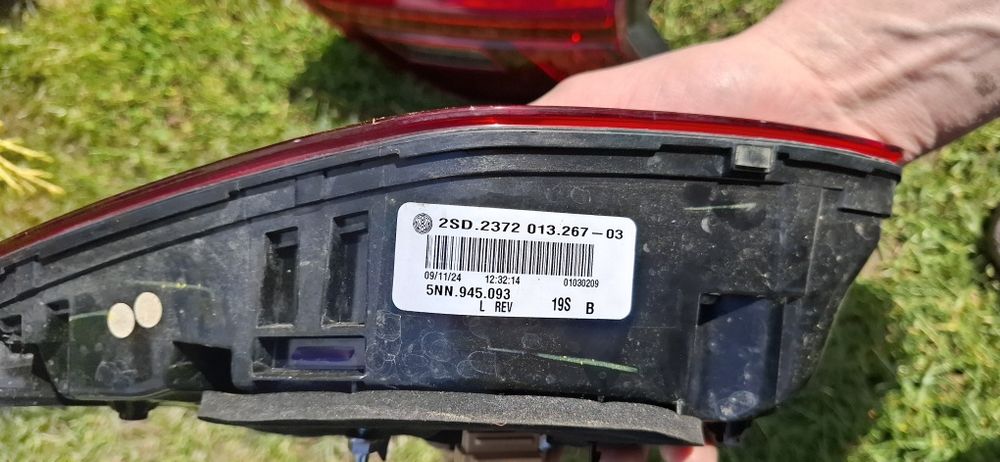 Задні стопи vw tiguan 2  usa