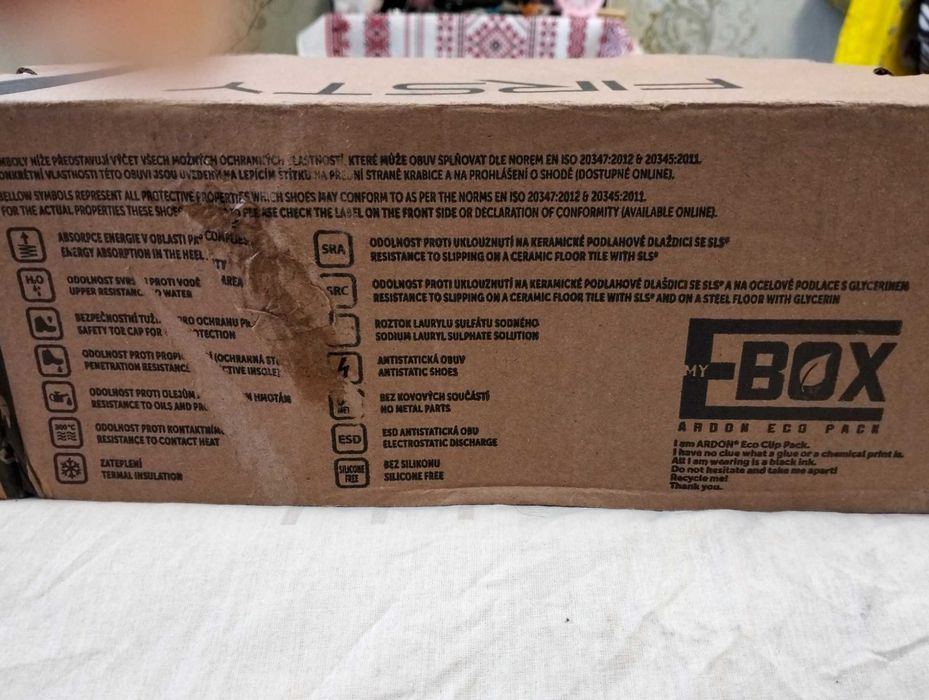 Продам чоловічі робочі напівчеревики "FIRSTY"