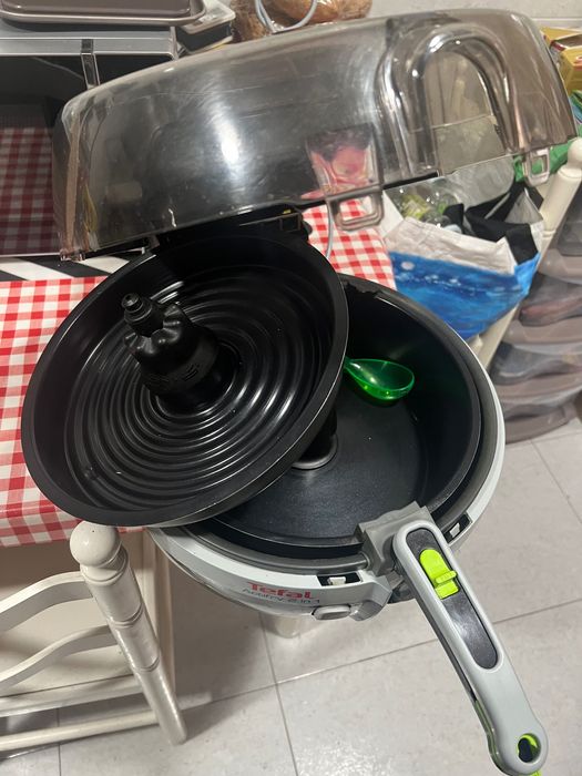 Air frayer Tefal ActiFry 2 em 1 + Acessórios